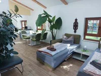 Ein Sitzbereich in der Unterkunft Ferienhaus in Bernau bei Berlin