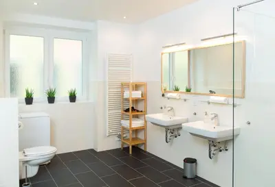 Ein Badezimmer in der Unterkunft BENSIMON apartments Mitte - Moabit