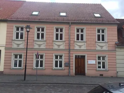 Das Gebäude in dem sich die Ferienwohnung befindet