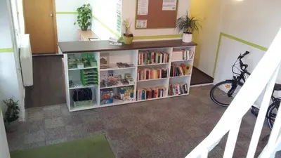 Die Bibliothek im Gasthaus