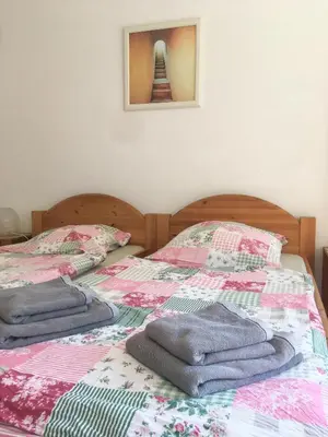 Ein Bett oder Betten in einem Zimmer der Unterkunft Landhof Potsdam