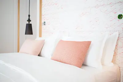Ein Bett oder Betten in einem Zimmer der Unterkunft Capri by Fraser Berlin