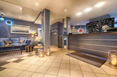 Ein Sitzbereich in der Unterkunft enjoy hotel Berlin City Messe