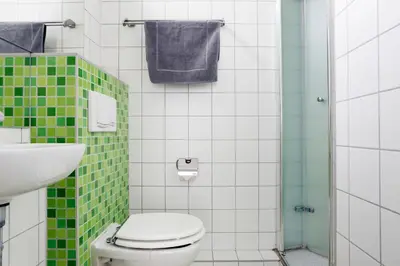 Ein Badezimmer in der Unterkunft NIEB by ROCKCHAIR Apartments l SUPERHOST Status l 3 Bedrooms Boxspringbeds 3 Bathrooms in Center 