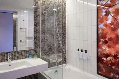Ein Badezimmer in der Unterkunft Scandic Berlin Potsdamer Platz