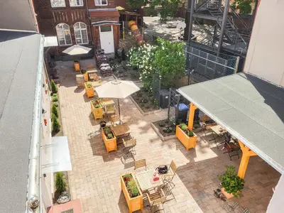 Das Gebäude in dem sich die Ferienwohnung befindet
