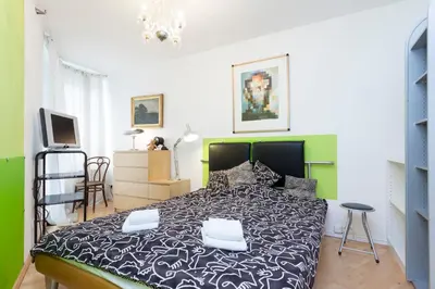 Ein Bett oder Betten in einem Zimmer der Unterkunft Central Hackescher Markt
