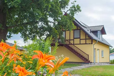 Das Gebäude in dem sich die Ferienwohnung befindet