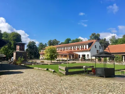 Das Gebäude in dem sich das Hotel befindet