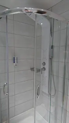 Ein Badezimmer in der Unterkunft Restaurant Rosengarten