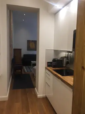 Küche/Küchenzeile in der Unterkunft City-Apartment Berlin Charlottenburg