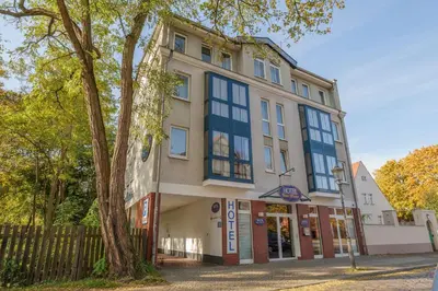 Das Gebäude in dem sich das Hotel befindet