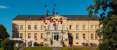 Das Gebäude in dem sich das Hotel befindet