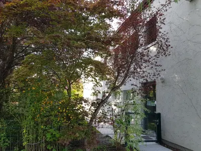 Ein Garten an der Unterkunft Am Schmeding