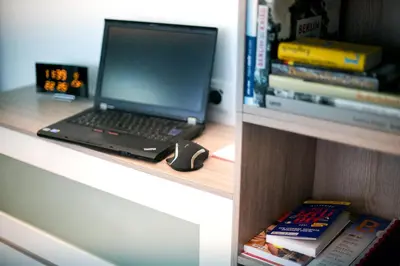 Die Bibliothek in der Ferienwohnung