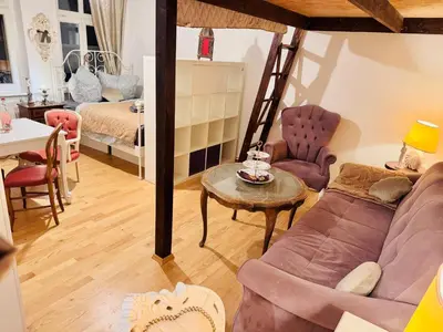 Ein Sitzbereich in der Unterkunft Romantic Studio