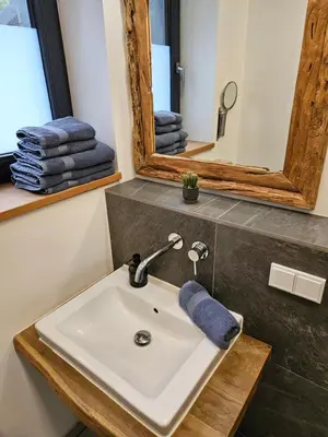 Ein Badezimmer in der Unterkunft Hey Spreewald Ferienapartments