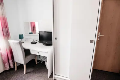 TV/Unterhaltungsangebot in der Unterkunft Hotel am Fluss