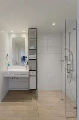 Ein Badezimmer in der Unterkunft Hotel MOA Berlin