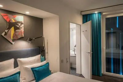 Ein Badezimmer in der Unterkunft Motel One Berlin-Alexanderplatz
