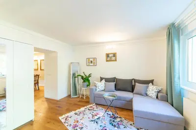 Ein Sitzbereich in der Unterkunft Bürgerpark Apartments
