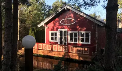 Das Gebäude in dem sich die Ferienwohnung befindet