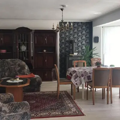 Ein Sitzbereich in der Unterkunft Ferienhaus Emmelie