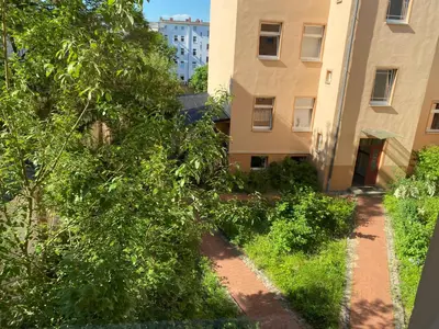 Ein Garten an der Unterkunft Moderne Wohnung in Eberswalde