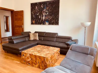 Ein Sitzbereich in der Unterkunft Moderne Wohnung in Eberswalde