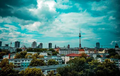 Ein allgemeiner Blick auf Berlin oder ein Stadtblick von des Hostels aus