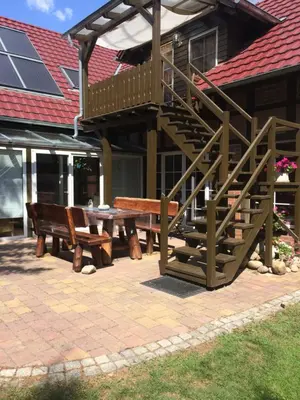 Das Gebäude in dem sich die Ferienwohnung befindet