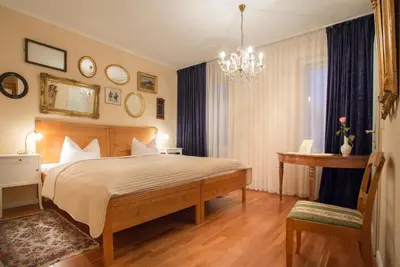 Ein Bett oder Betten in einem Zimmer der Unterkunft Das Literaturhotel Berlin