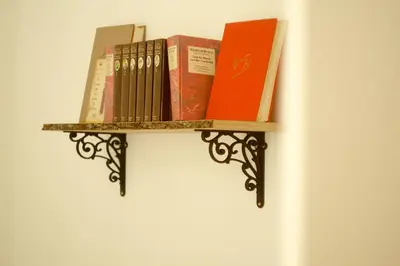 Die Bibliothek im Hotel