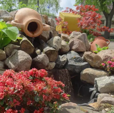 Ein Garten an der Unterkunft Hotel-Restaurant Alter Krug Kallinchen