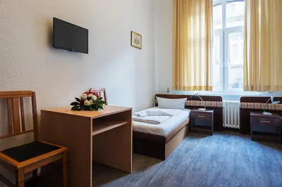 TV/Unterhaltungsangebot in der Unterkunft Queens Park Hotel