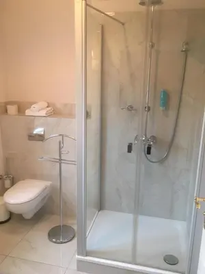Ein Badezimmer in der Unterkunft B&B Fiddler's Inn