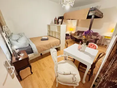 Ein Sitzbereich in der Unterkunft Loft in Prenzlauerberg