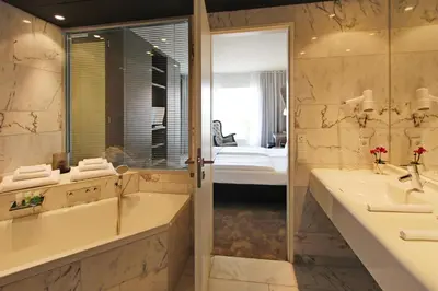 Ein Badezimmer in der Unterkunft ARCOTEL John F Berlin