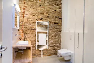 Ein Badezimmer in der Unterkunft Loft in the middle of Berlin