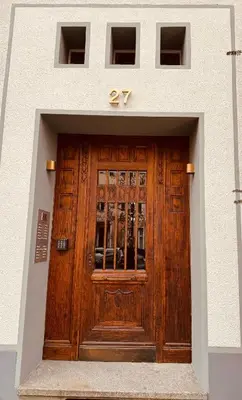 Eine Fassade oder ein Eingang zu Berlin Apartment