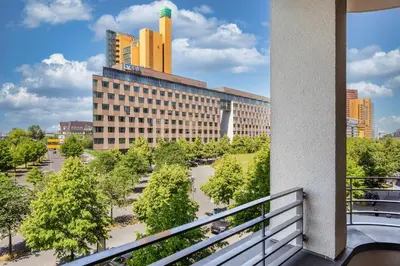 Das Gebäude in dem sich das Aparthotel befindet