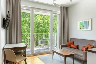 Ein Sitzbereich in der Unterkunft HighPark Berlin am Potsdamer Platz