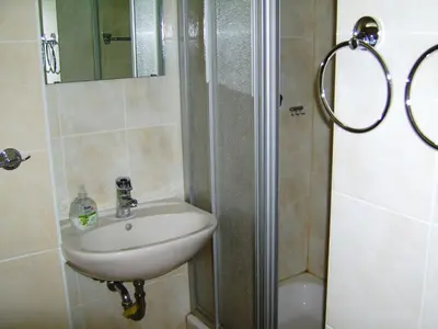 Ein Badezimmer in der Unterkunft Nikol Apartments