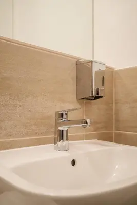 Ein Badezimmer in der Unterkunft Hotel City Green Berlin