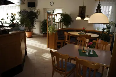 Ein Restaurant oder anderes Speiselokal in der Unterkunft Landhotel Pagram-Frankfurt/Oder