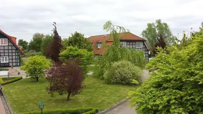 Ein Garten an der Unterkunft Schloss Herrenstein