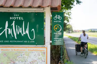 Radfahren an der Unterkunft Hotel Am Wald B&B oder in der Nähe