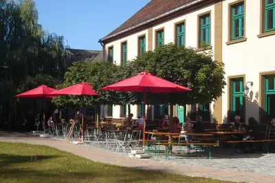 Ein Garten an der Unterkunft Landgasthof Rieben
