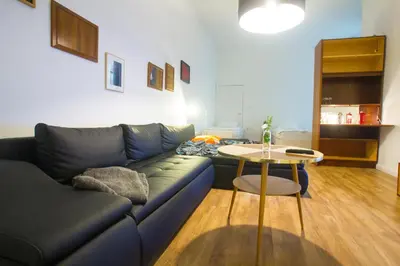 Ein Sitzbereich in der Unterkunft Friedrichshain Group Basecamp 10 Guests