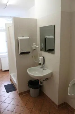 Ein Badezimmer in der Unterkunft Hotel-Pension Adamshof